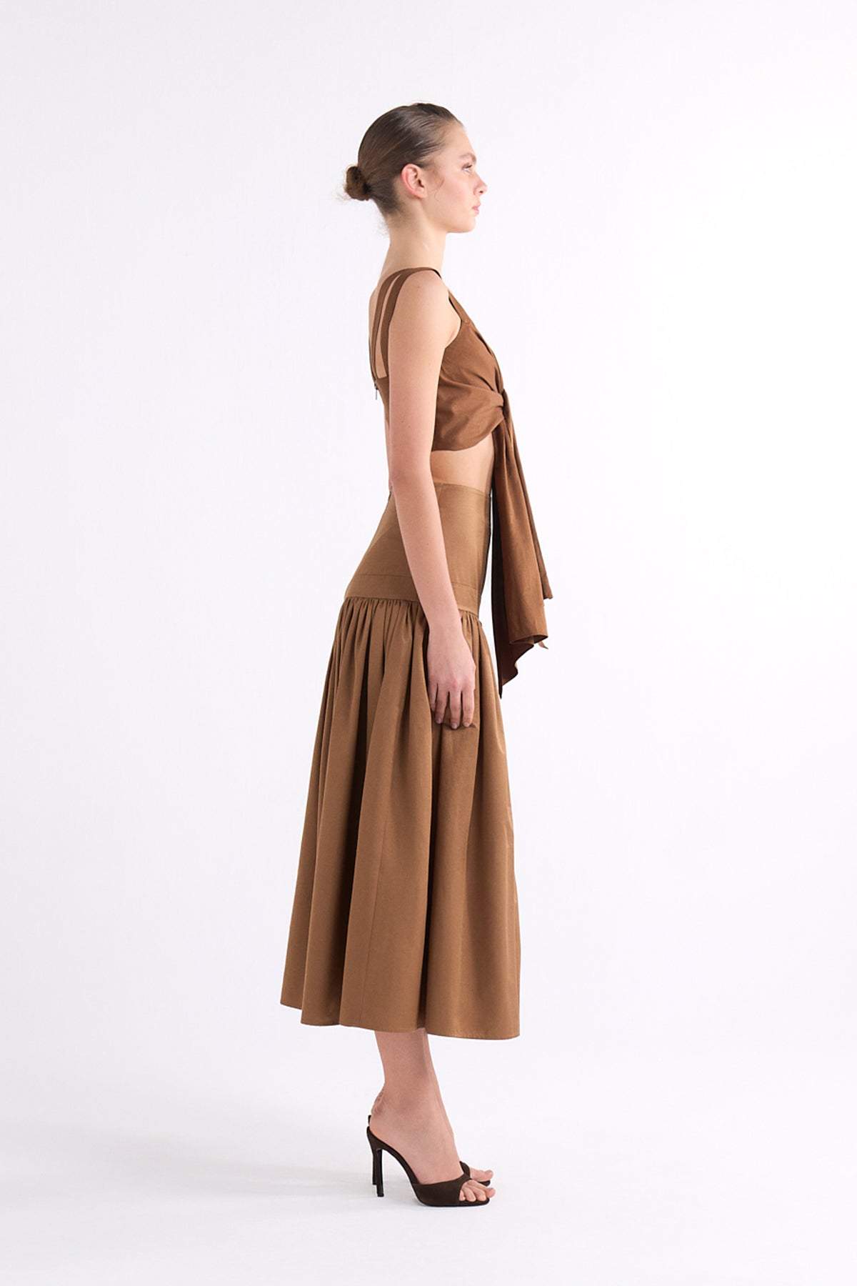 IRISA LOOSE-FIT PLEATED BROWN MIDI ETEK