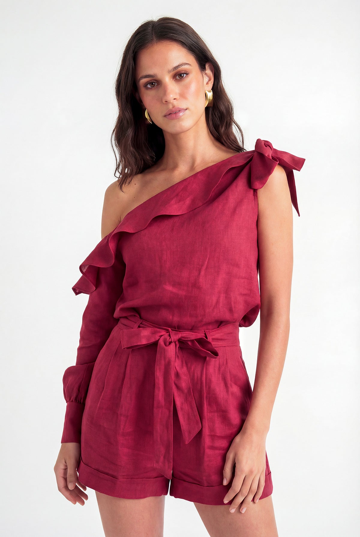 BRUNETTE ŞORT