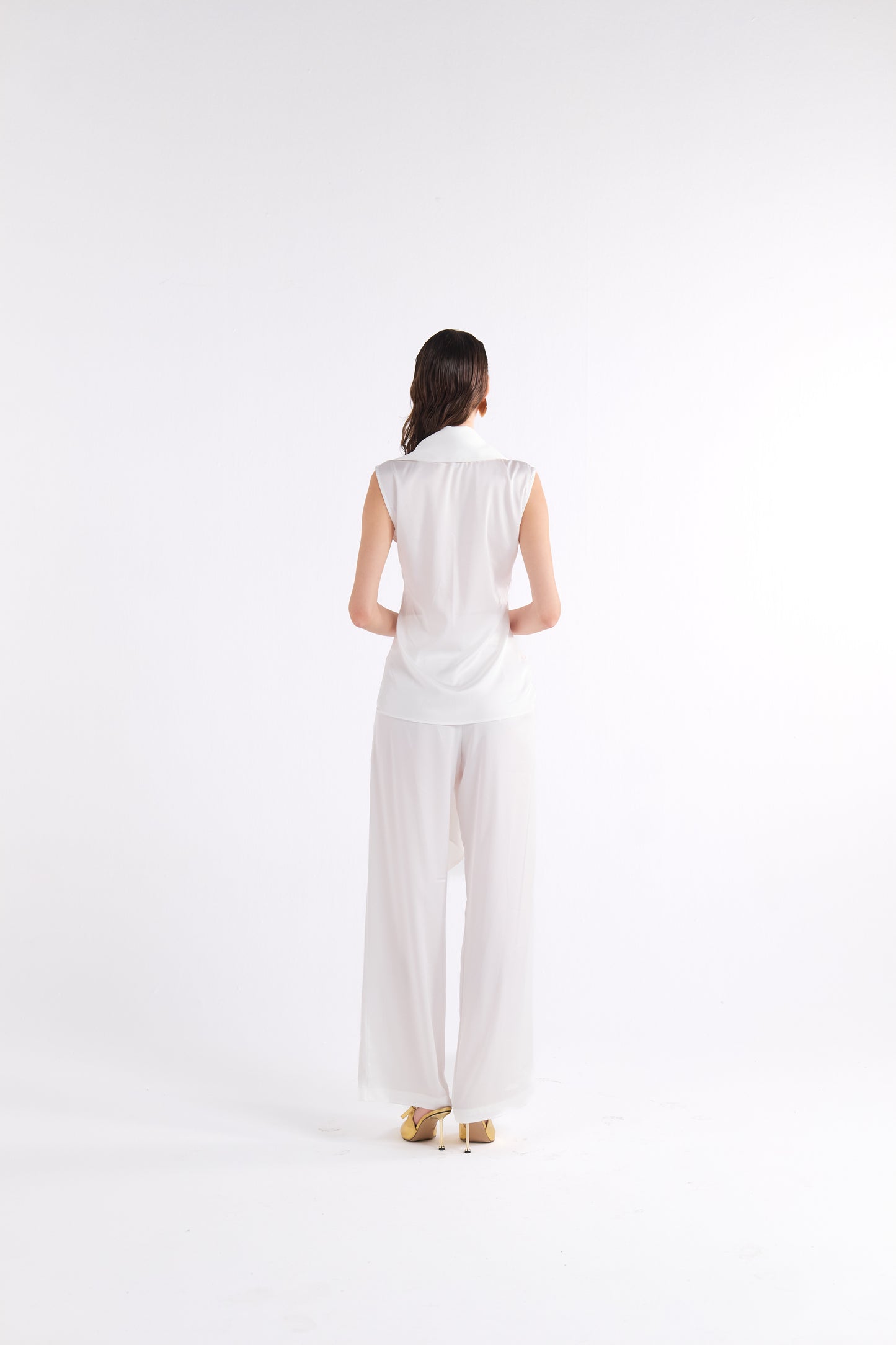 PAIGE KNOT-DETAILED WHITE SATIN ÜST